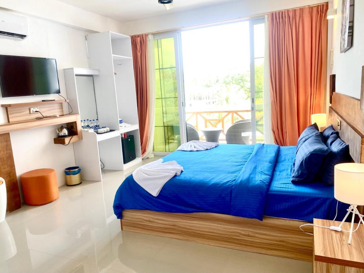 Sands Grand Hotel 4*